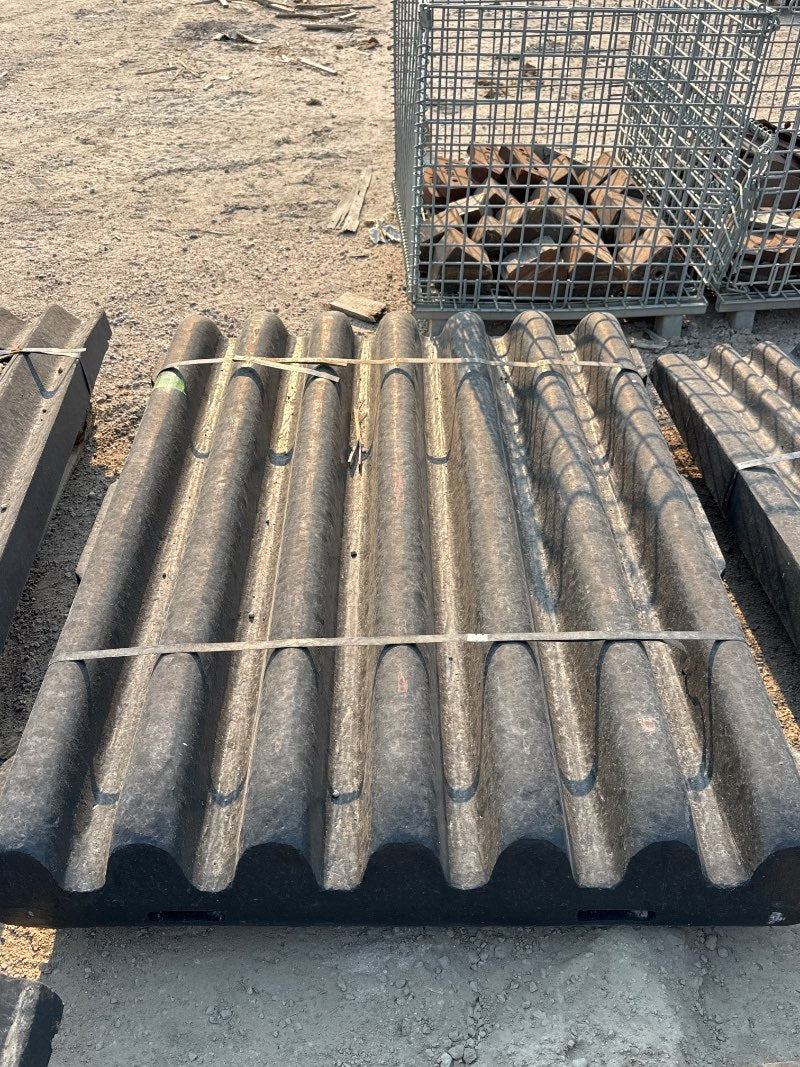 Cedarapids 3042 Jaw Crusher Stationary Jaw 0304205104E