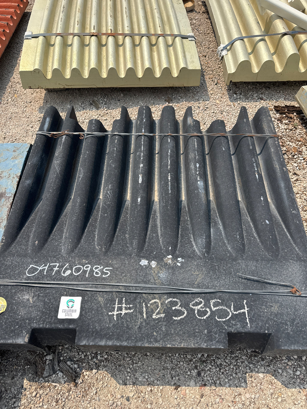 Baxter 5042 Jaw Crusher Station Assembly 2-Piece 04760985