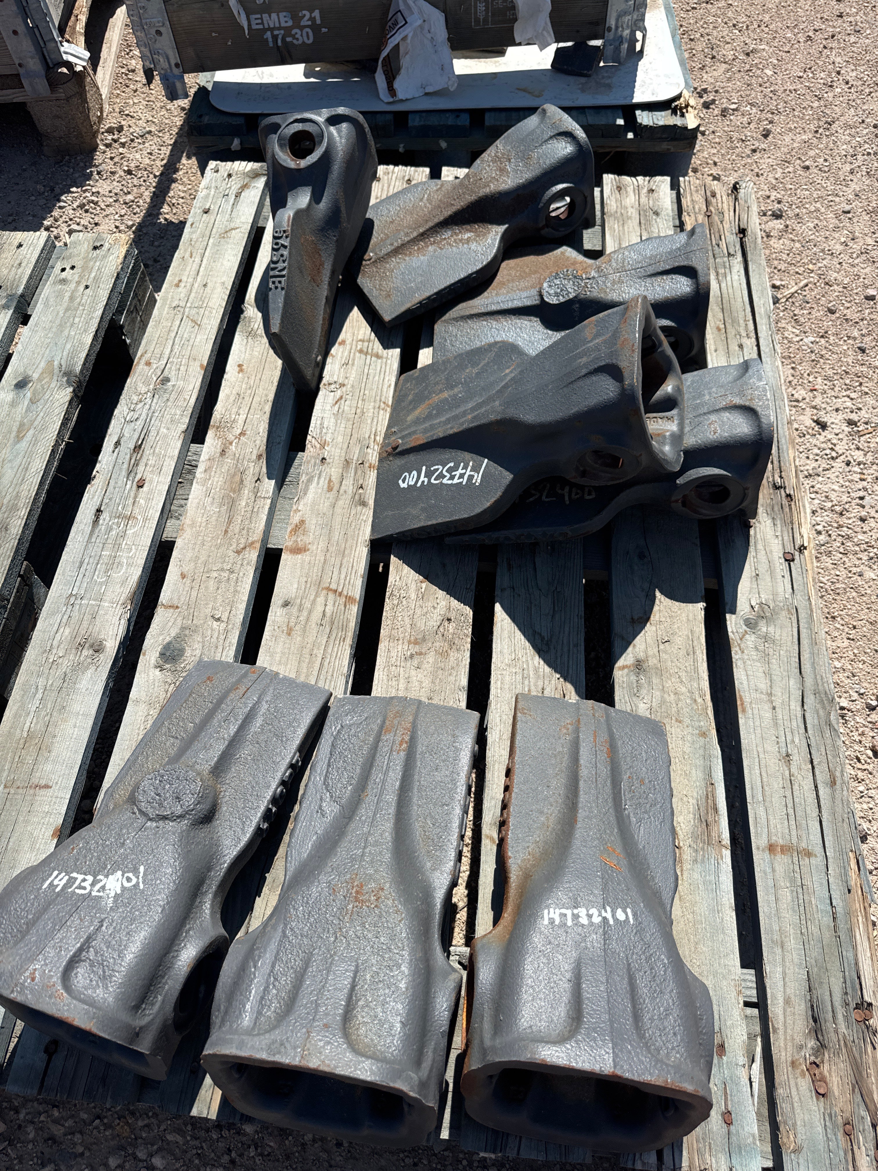 Volvo A/L Series Tooth 14732400
