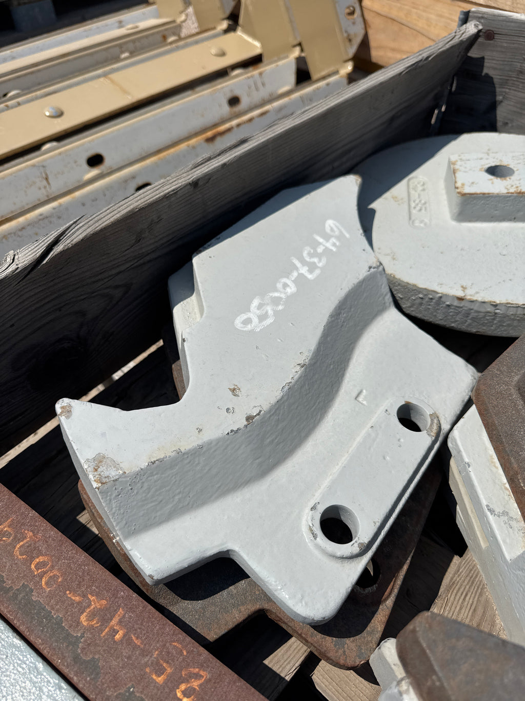 Rotor Lower Wear Plate 64-37-0050