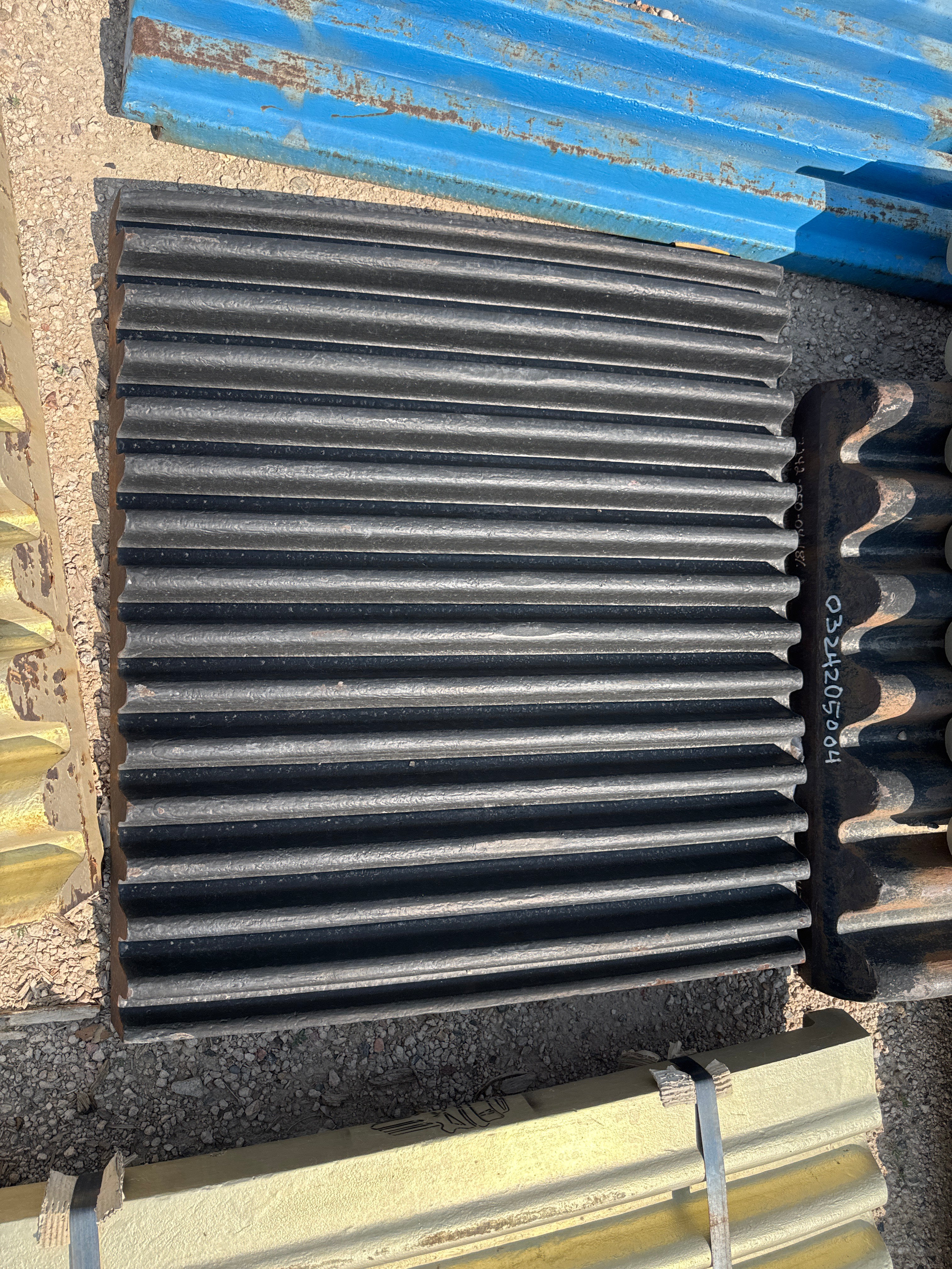 Lippmann 2450 Jaw Crusher Stationary Die C10301-1-18