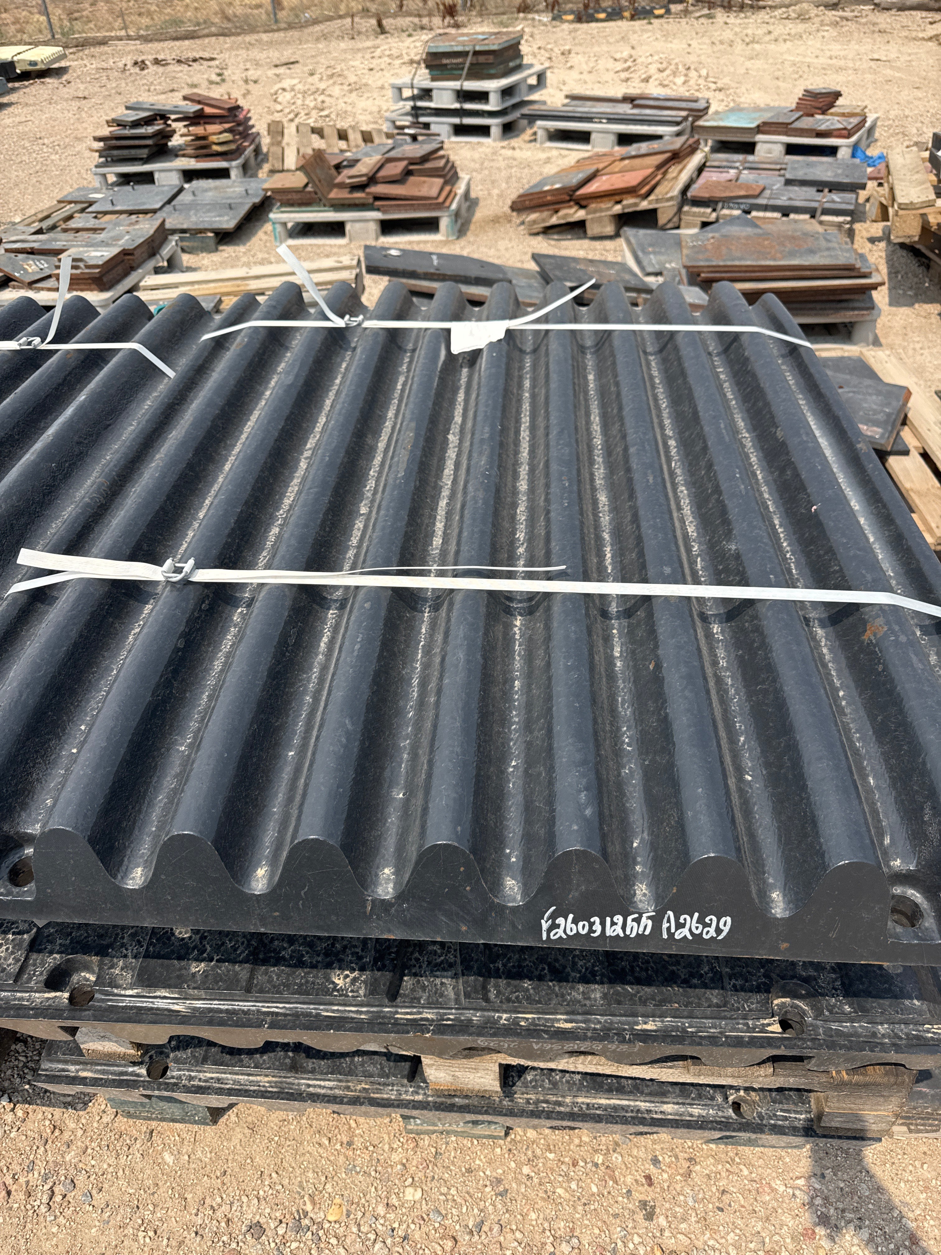 Powerscreen PT400 Swing Jaw Supertooth CR005-067-001E