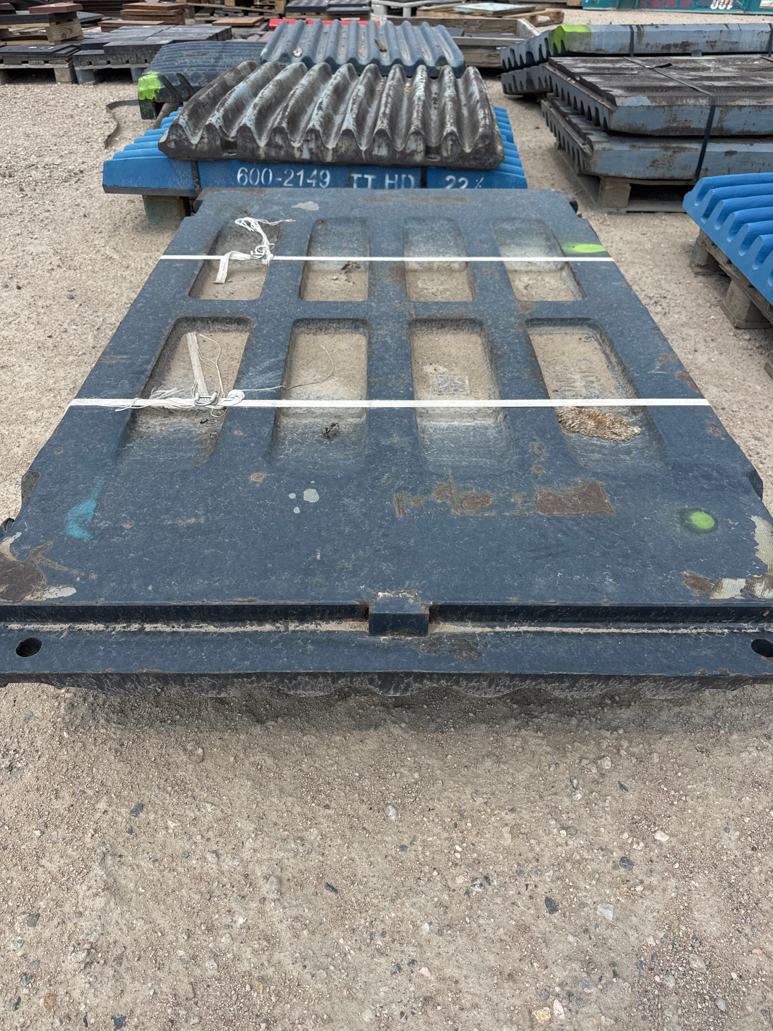 Pegson Automax 1000 Swing Jaw Medium Tooth CW024-002-MN180
