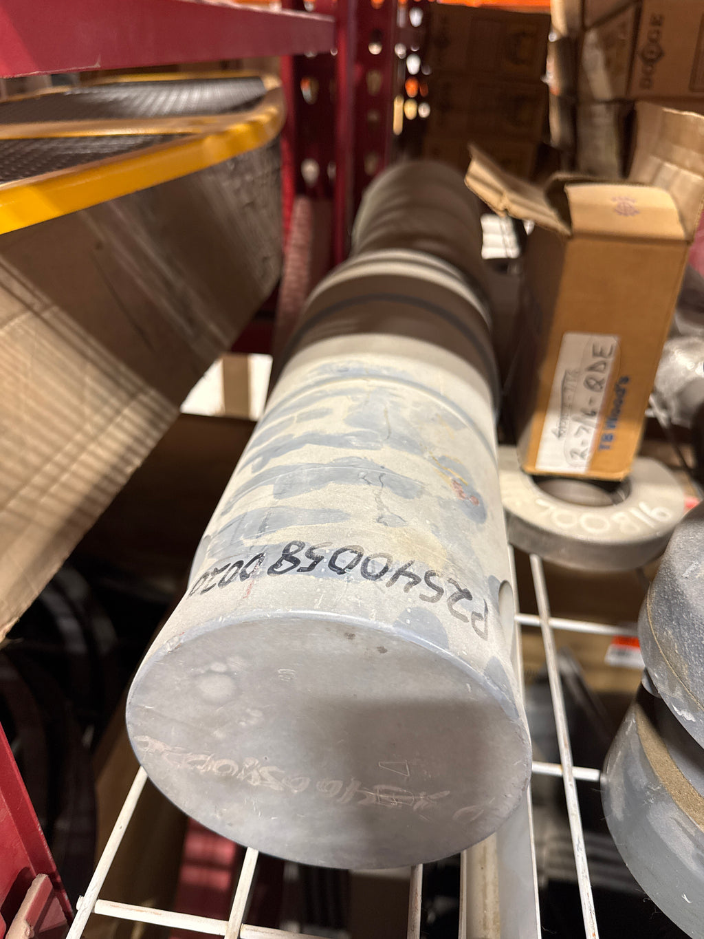Cedarapids Cone Crusher Tramp Cylinder P25400580020