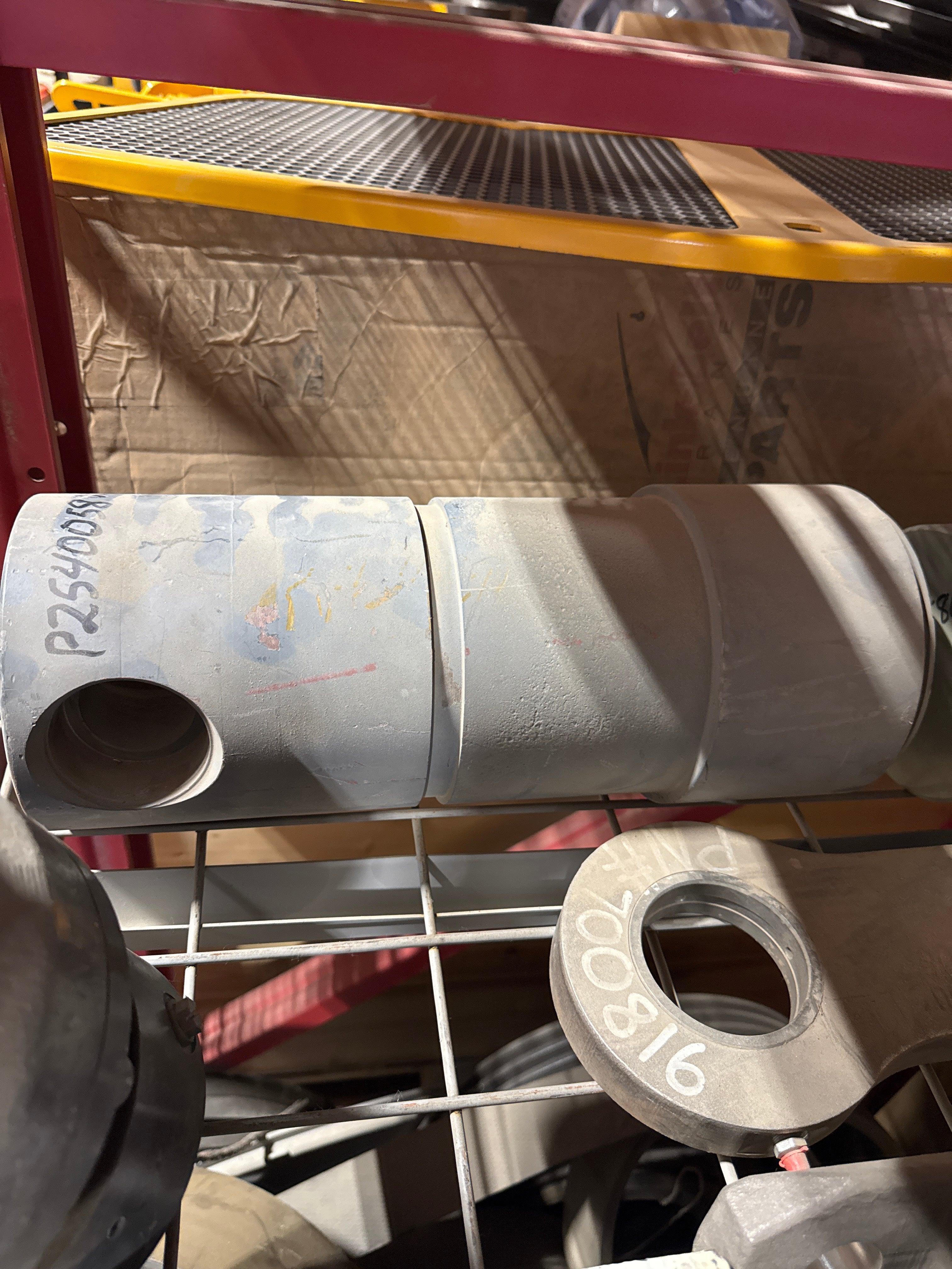Cedarapids Cone Crusher Tramp Cylinder P25400580020